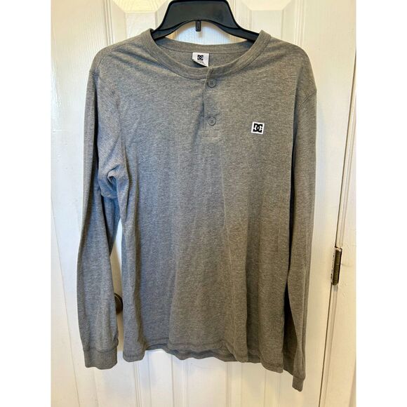DC Long Sleeve Henley Shirt Men's Medium Gray - Picture 1 of 6